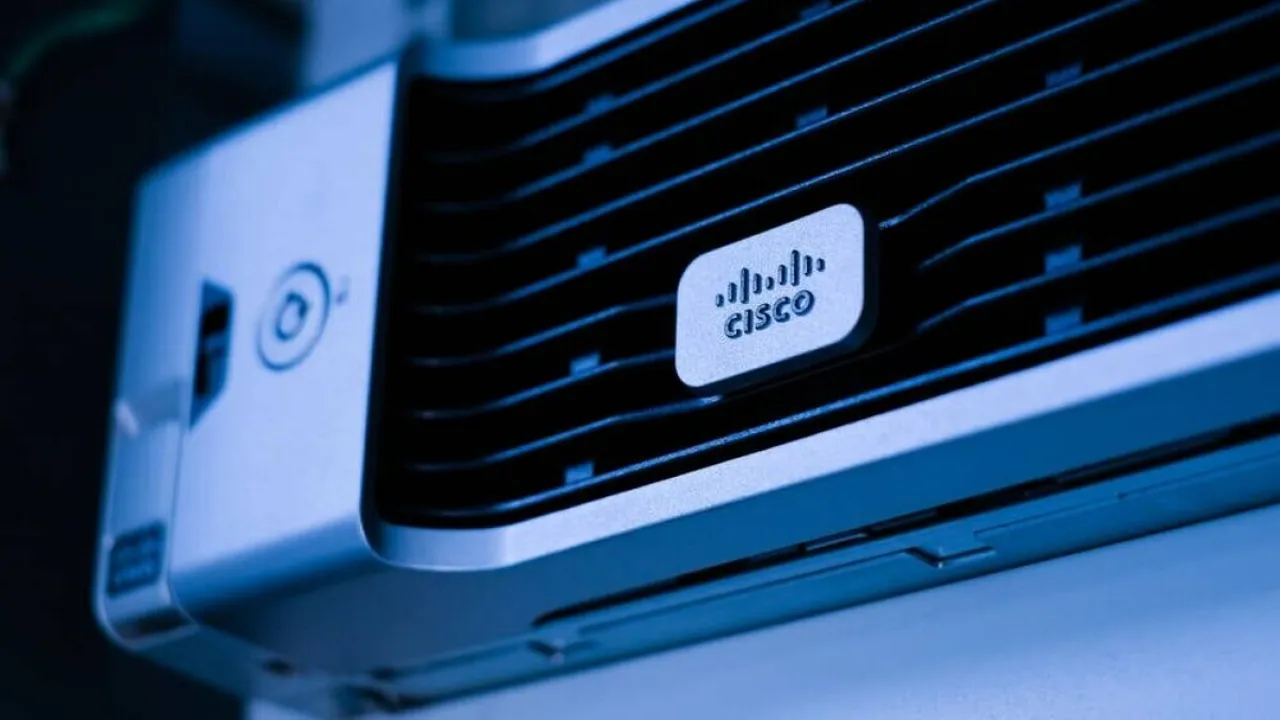 Lead image for “Cisco Unveils a 102.4 Tbps Silicon One G300 Switch Chip”
